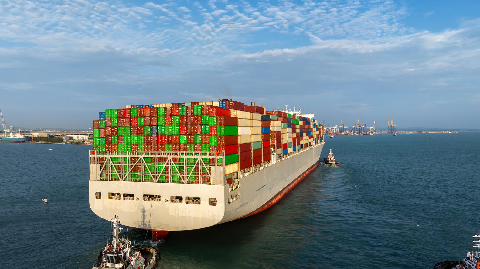 OOCL Portugal in Hamburg